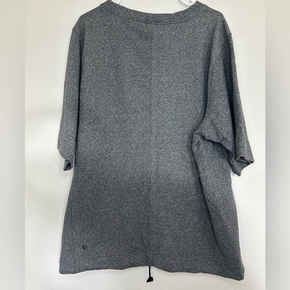 lululemon athletica Charcoal Oversized Short Sleeve Top, size 8-10 - Picture 8 of 10